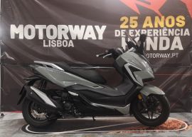 Honda Forza 350 AH-61-HH