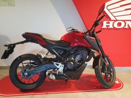 honda cbr 125 de serviço